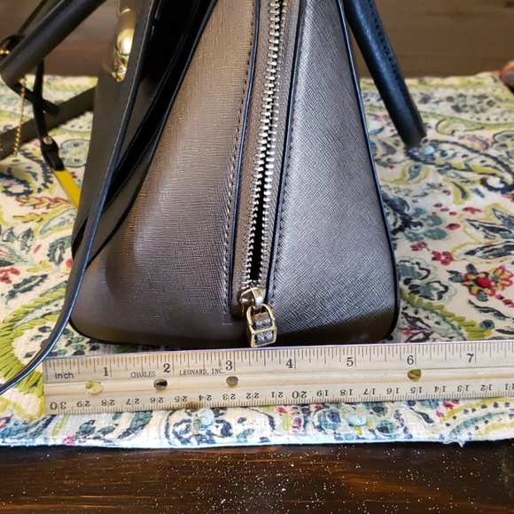 Cromia Leather Bowler Satchel Handbag - Picture 3 of 7